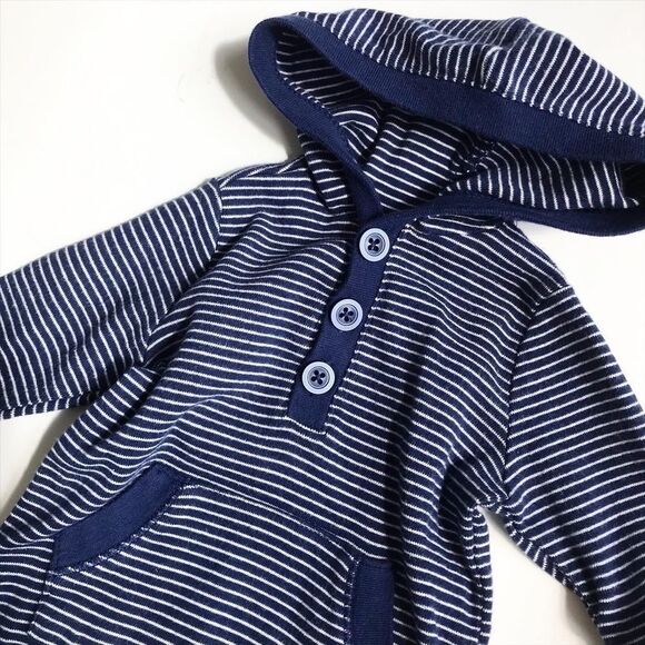 Old Navy blue stripe hooded jumpsuit EUC 0-3m - Picture 2 of 4